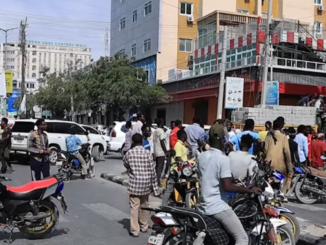 Banaanbaxayaal ka caraysan sare u kaca qiimaha shidaalka oo xirtay wadada Maka Al-Mukarrama