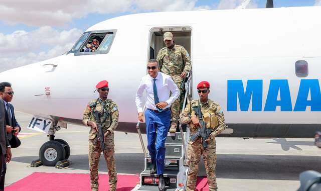 Wafdi uu hoggaaminayo ra'iisul wasaaraha Soomaaliya oo maanta gaaray magaalada Dhuusamareeb