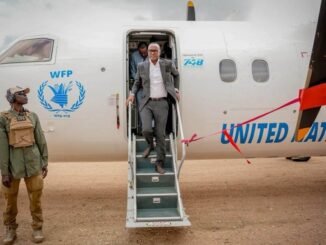 Guddoomiyaha SoDMA oo booqday degmada Buurhakaba, kana warbixiyay baahiyaha ka jira