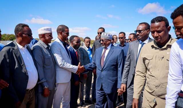 Hoggaamiyaha Koonfur Galbeed oo maanta dib ugu laabtay Baydhabo, kana hadlay xaaladda amniga
