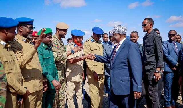 Hoggaamiyaha Koonfur Galbeed oo maanta dib ugu laabtay Baydhabo, kana hadlay xaaladda amniga