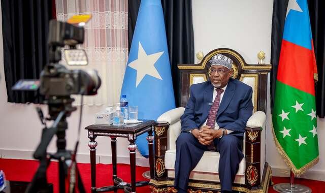 Hoggaamiyaha Koonfur Galbeed oo maanta dib ugu laabtay Baydhabo, kana hadlay xaaladda amniga