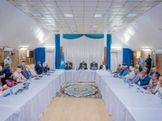 Guddiga madaxa-bannaan ee doorashooyinka oo kulan la yeeshay wakiillo ka socda beesha caalamka