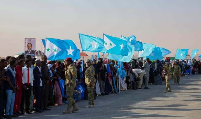 Wafdi uu hoggaaminayo madaxweyne Xasan Sheekh oo gaaray magaalada Dhuusamareeb