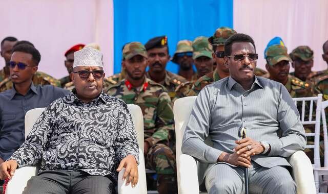 Madaxweyne Xasan Sheekh oo tababar u soo xiray kumannaan askari oo ka tirsan ciidanka xoogga dalka