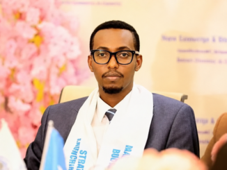 Wasiir ku-xigeenkii wasaaradda ganacsiga iyo warshadaha ee xukuumadda federaalka Soomaaliya, Xildhibaan Maxamuud C/laahi Axmed (Abukaate)