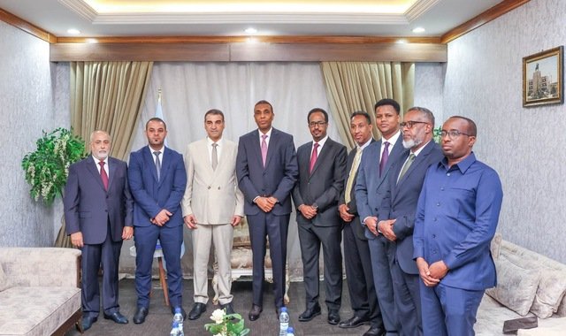 Ra'iisul wasaare Xamse oo maanta xafiiskiisa ku qaabilay wafdi ka socda dowladda Liibiya