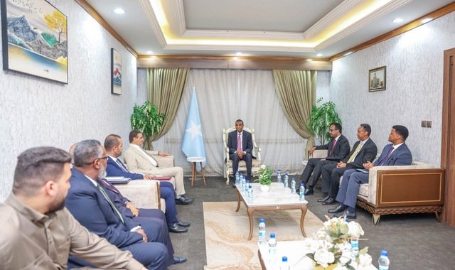 Ra'iisul wasaare Xamse oo maanta xafiiskiisa ku qaabilay wafdi ka socda dowladda Liibiya